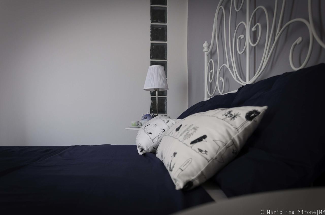 カターニア I Balconi Sul Castello Bed & Breakfast エクステリア 写真