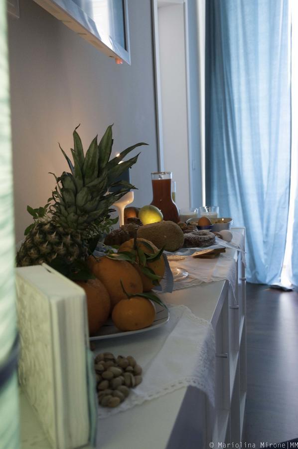 カターニア I Balconi Sul Castello Bed & Breakfast エクステリア 写真