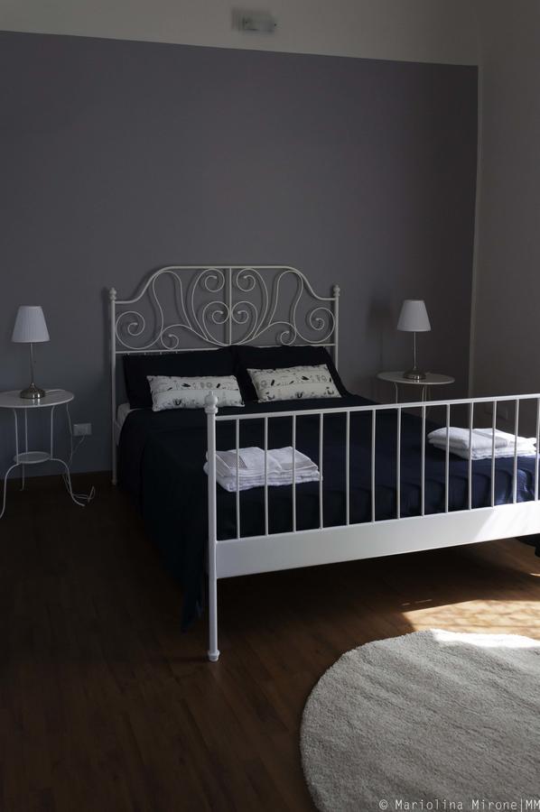 カターニア I Balconi Sul Castello Bed & Breakfast エクステリア 写真