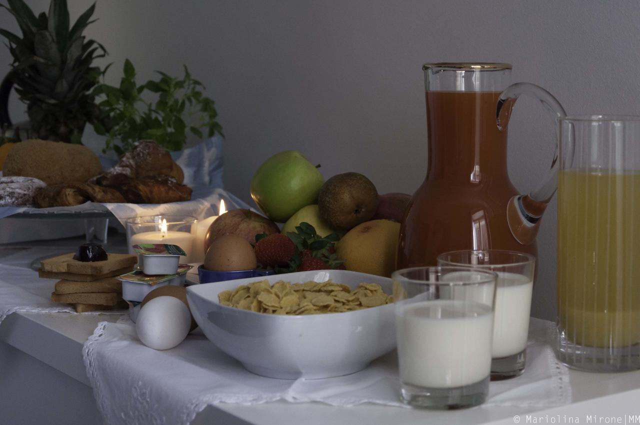 カターニア I Balconi Sul Castello Bed & Breakfast エクステリア 写真
