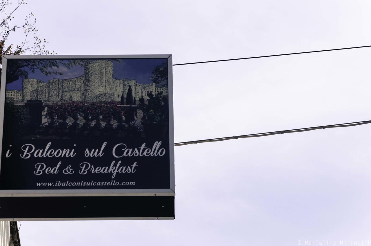 カターニア I Balconi Sul Castello Bed & Breakfast エクステリア 写真